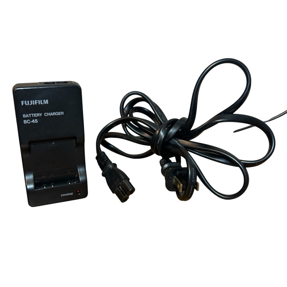 Fujifilm‎ BC-45 Charger for Fujifilm NP-45 Batteries Camera Battery Charger